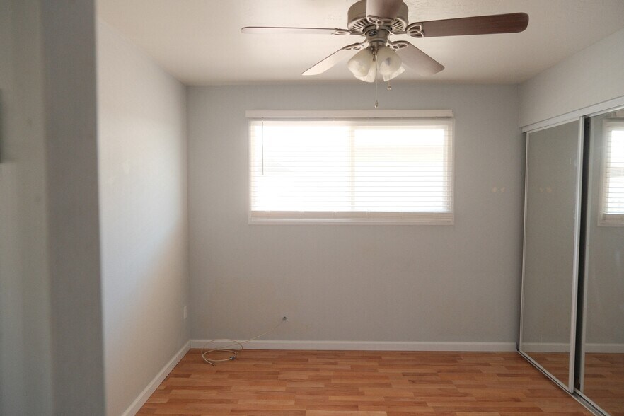 Building Photo - 3614 S Newberry Rd