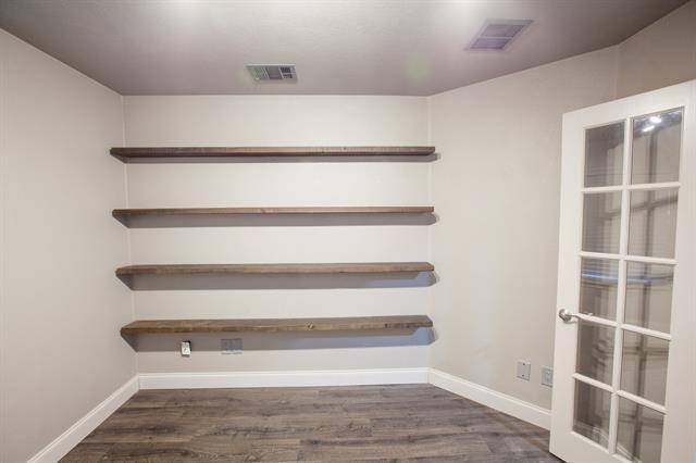 Building Photo - 1510 Syracuse Dr