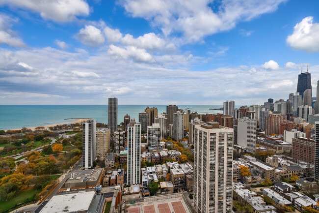 Building Photo - 1560 N Sandburg Terrace