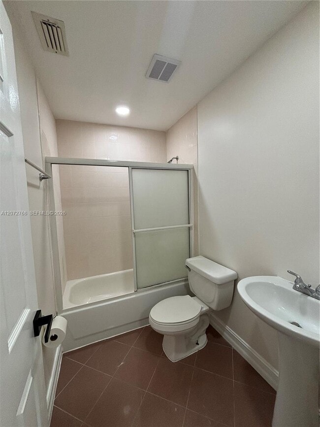 Building Photo - 10151 SW 154th Cir Ct