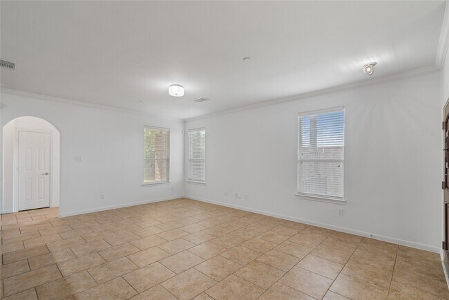 Building Photo - 31 Umbria Ln