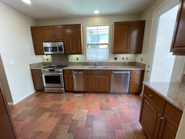 Building Photo - 11509 Amalfi Way