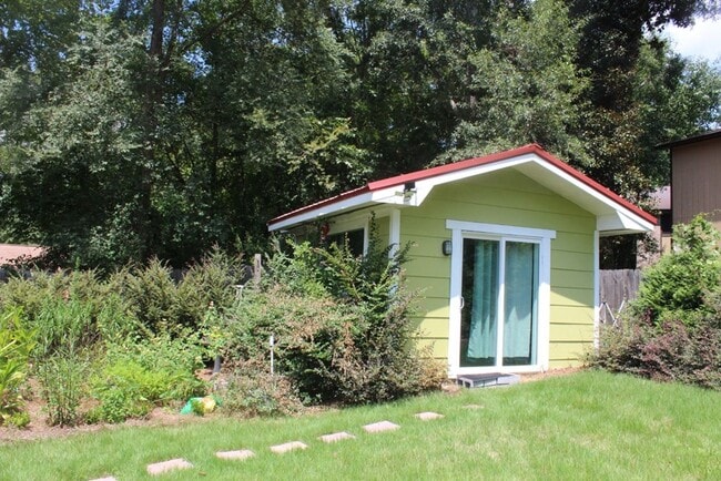 Building Photo - 3710 Winkfield Pl
