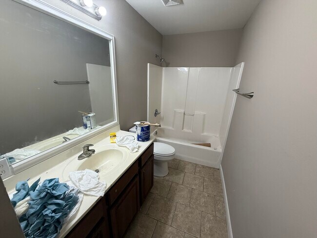 Building Photo - 7461 Arratt Ct