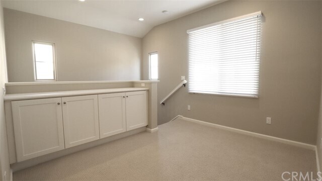 Building Photo - 112 Firefly