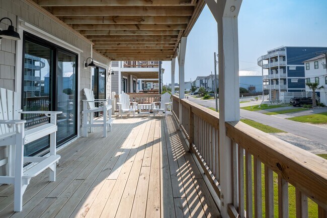 Building Photo - PLAN AND SECURE YOUR WINTER GETAWAY NOW, W...