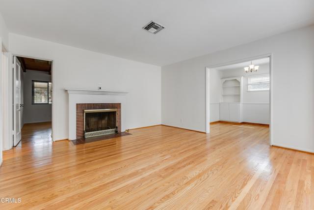 Building Photo - 5622 Bellingham Ave