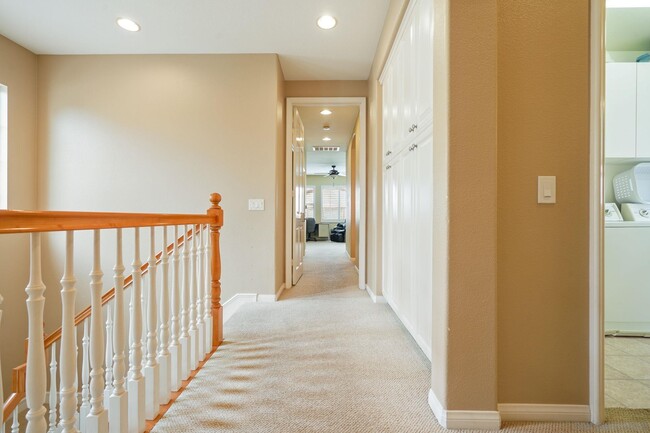 Building Photo - 43 Topanga