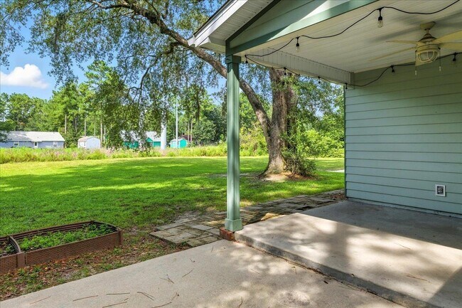 Building Photo - 4 Swift Pass