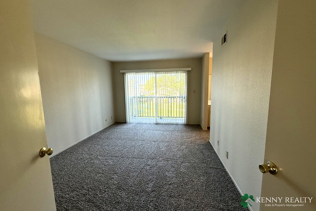 Building Photo - Spacious 3 Bedroom Home Near Parks & Schools in Foster City