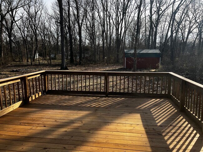 Building Photo - 5220 Redfield Dr