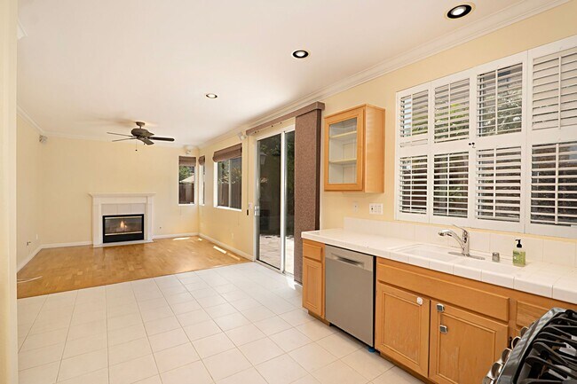Building Photo - Scripps Ranch Single Family House