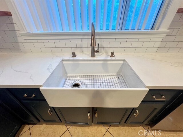 Building Photo - 5106 Crenshaw Blvd