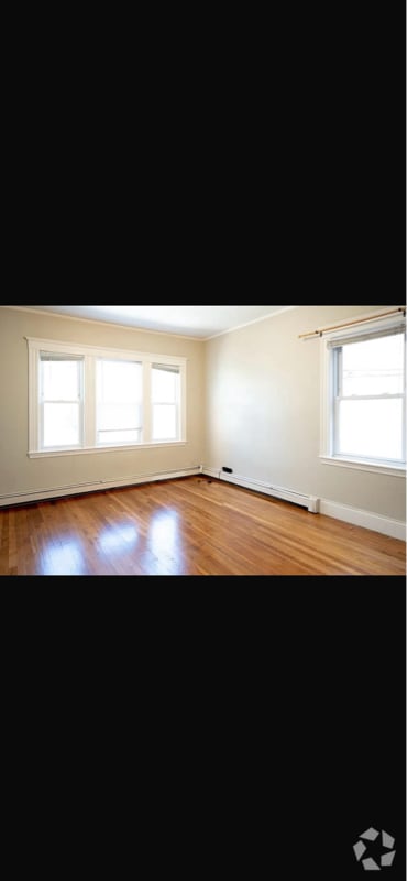 Building Photo - 32 Wolcott St