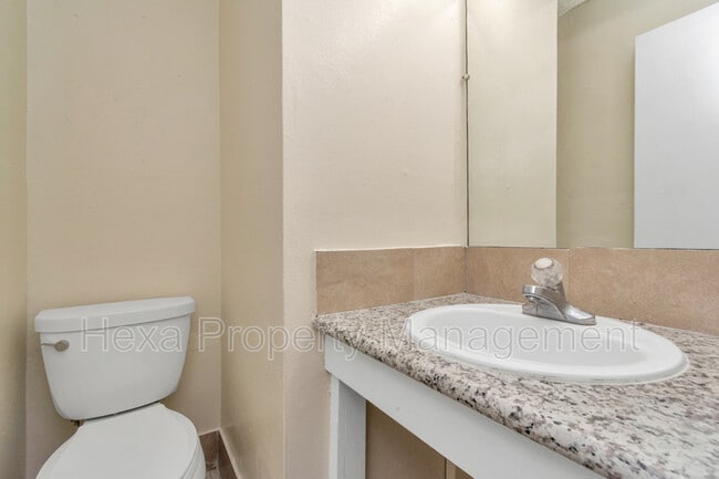 Building Photo - 6607 Brittmoore Rd