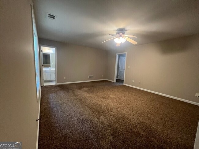 Building Photo - 1157 Chateau Terrace