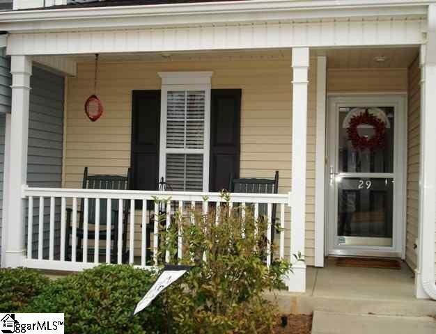 Building Photo - 29 Pine Walk Dr