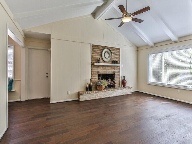 Building Photo - 12514 Kingsride Ln