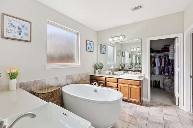 Building Photo - 9403 Peralta Creek Ct