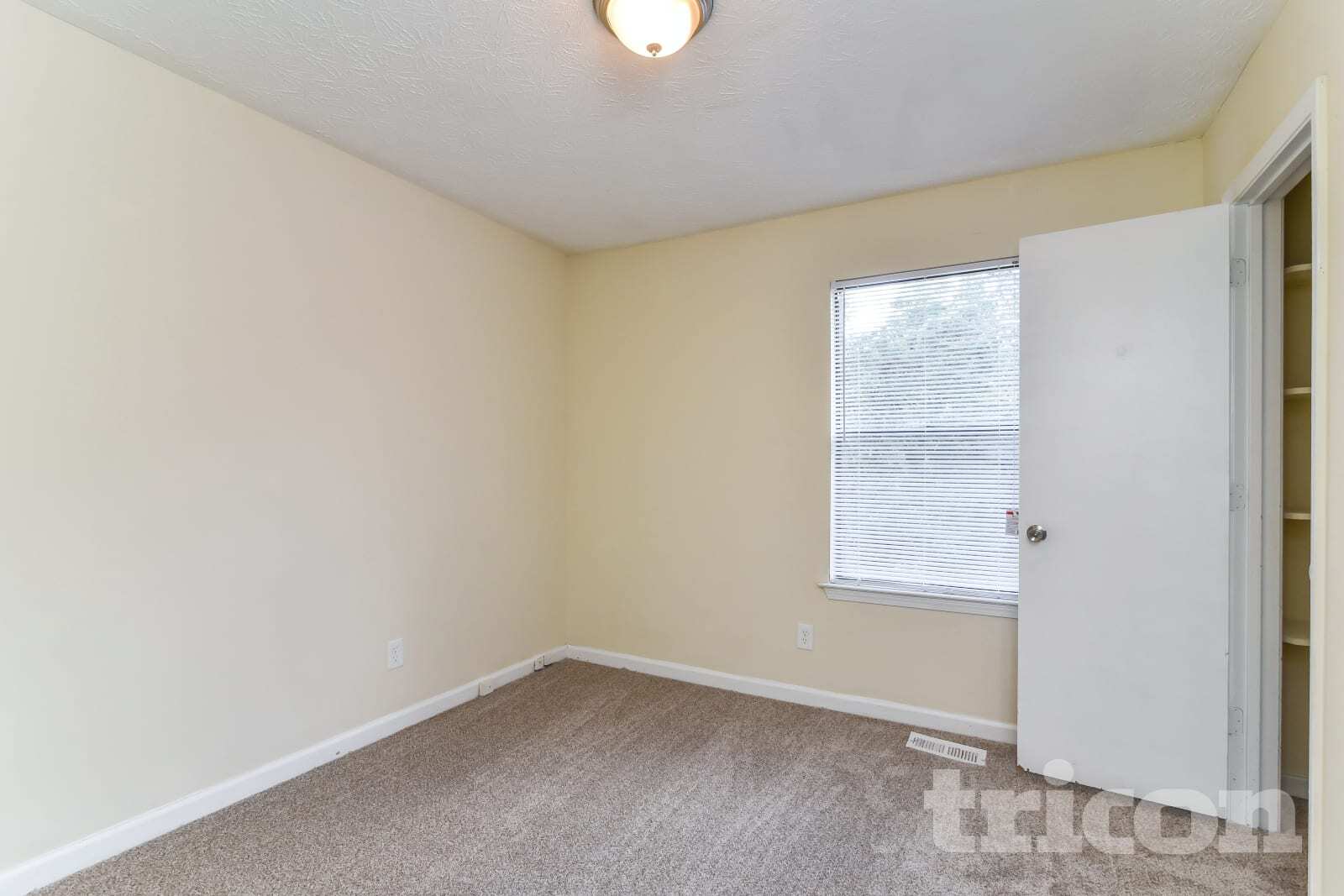 Building Photo - 2520 Hewatt Rd