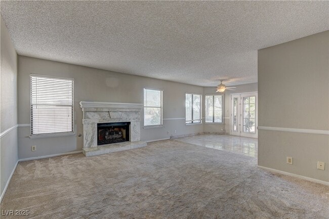 Building Photo - 8700 Captains Pl