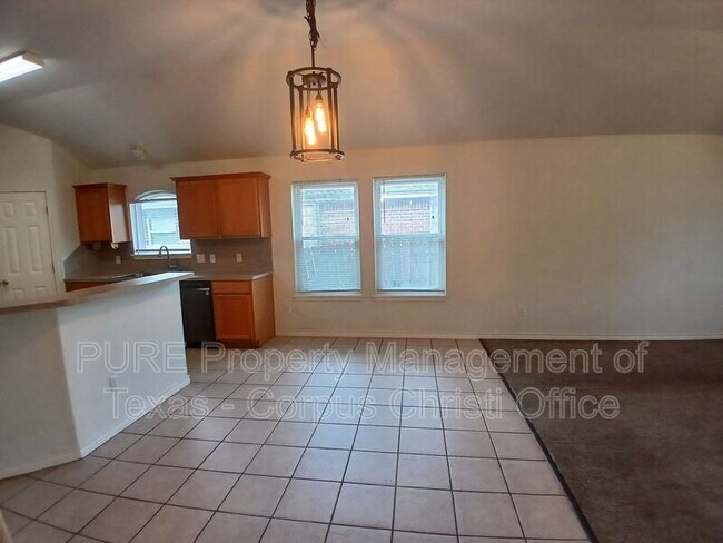 Building Photo - 7609 Cold Springs Dr