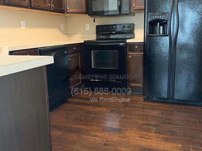 Building Photo - 2015 Lavender Ct