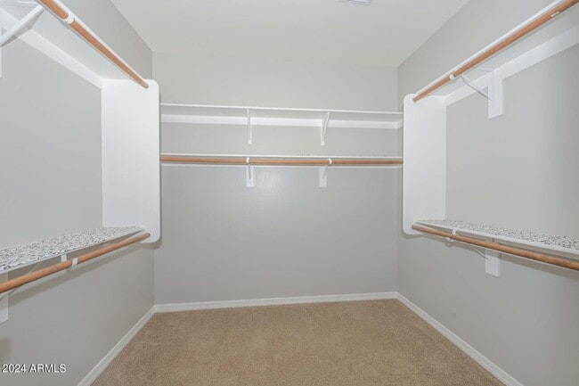 Building Photo - 31098 N 137th Ave