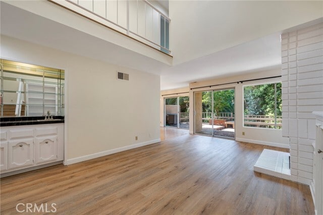 Building Photo - 838 Glenwood Cir