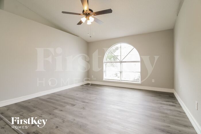 Building Photo - 980 Sylvia Dr