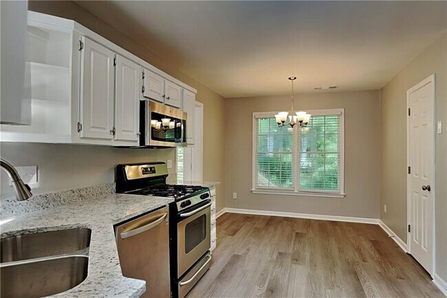 Building Photo - 220 Poppy Tree Ln