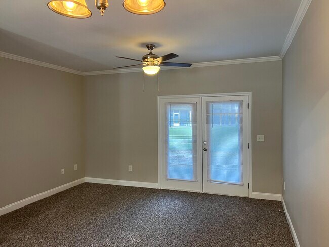 Building Photo - 31 N Sand Palm Rd