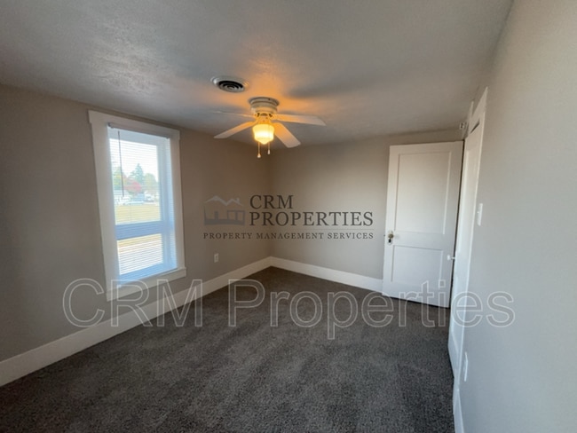 Building Photo - 409 W Morgan St