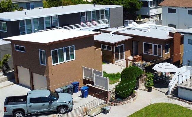 Building Photo - 2008 Junipero Ave