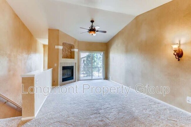 Building Photo - 1011 Sonoma Cir
