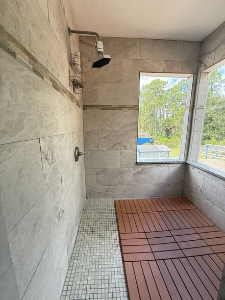 Building Photo - 2986 S Tanner Rd