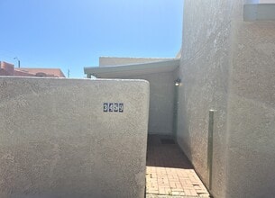 Building Photo - 3459 E Pima St