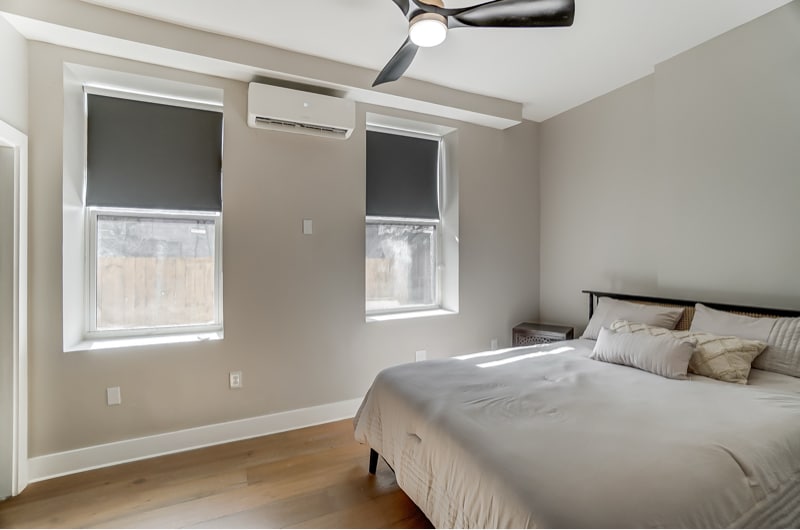 Building Photo - 2455 W McMicken Ave