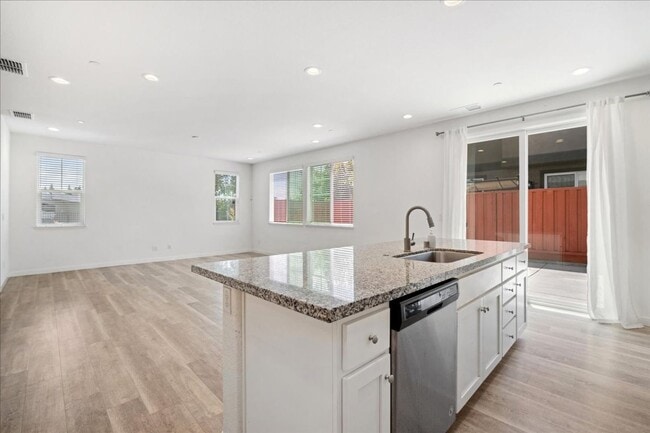 Building Photo - 4073 Gloster Way