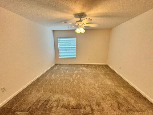 Building Photo - 528 Cherry Creek Wy