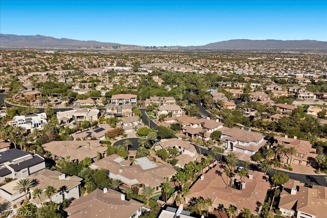 Building Photo - 514 Mandalay Ct