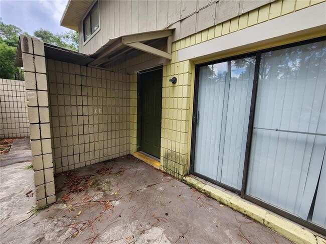 Building Photo - 713 SW 69th St