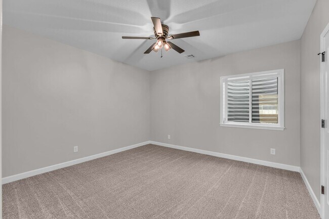 Building Photo - Italian Estates Property Management