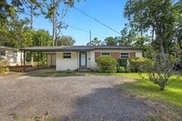 Building Photo - 1641 Airport Dr