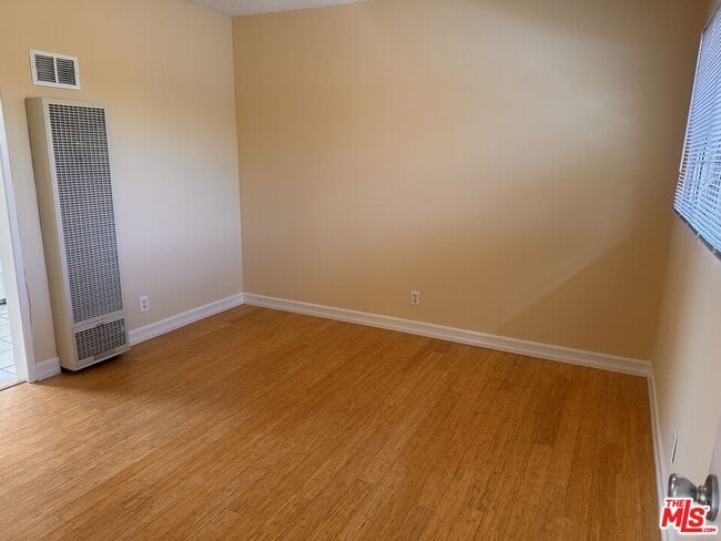 Building Photo - 5411 S Centinela Ave
