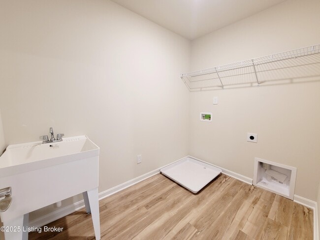 Building Photo - 4121 Bent Creek Dr
