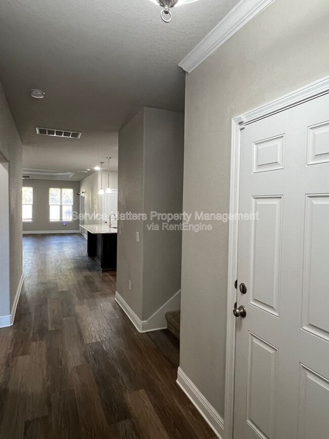 Building Photo - 3888 Ranch Rd