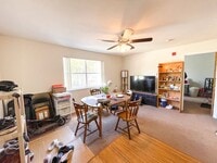 Building Photo - Campus Edge #913