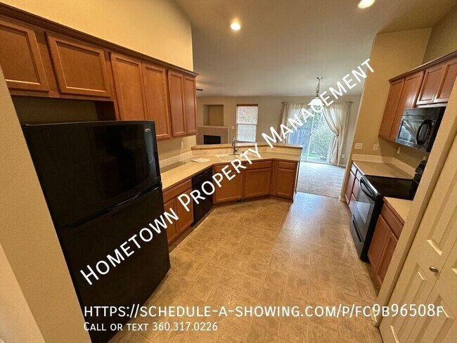 Building Photo - 2406 Pleasanton Ct SE