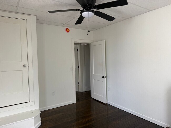 Building Photo - 1038 Heath St